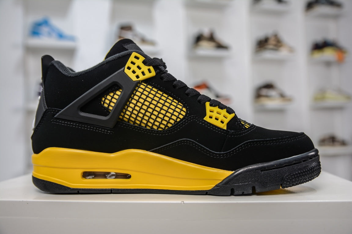 Air Jordan 4 Retro  "Thunder"