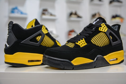 Air Jordan 4 Retro  "Thunder"