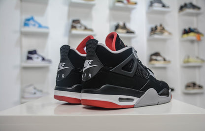 Air Jordan 4 Retro bred