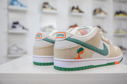 Jarritos x Nike Dunk SB Low "Phantom and Malachite"