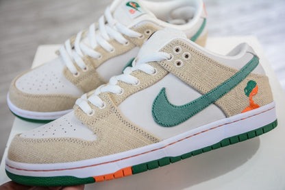 Jarritos x Nike Dunk SB Low "Phantom and Malachite"