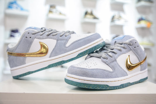 Nike Dunk SB Low SB Pro QS "Holiday Special"