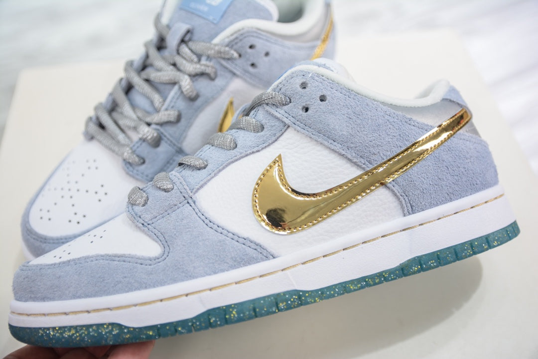 Nike Dunk SB Low SB Pro QS "Holiday Special"