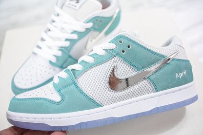 APRIL SKATEBOARDS x Nike SB Dunk Low