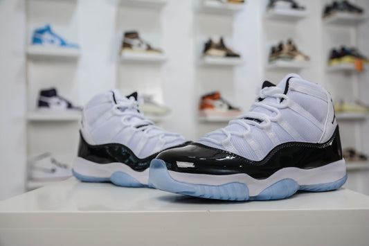 Air Jordan 11 Retro “Concord”