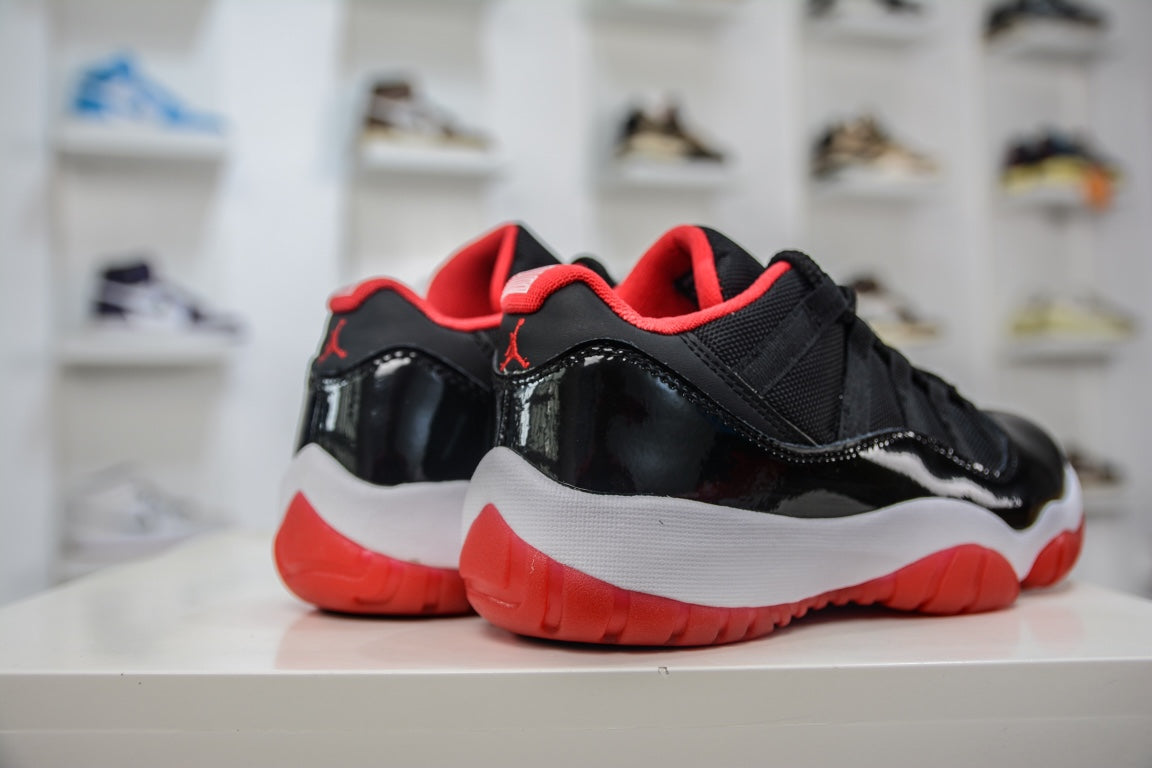 Air Jordan 11 Retro Low Bred