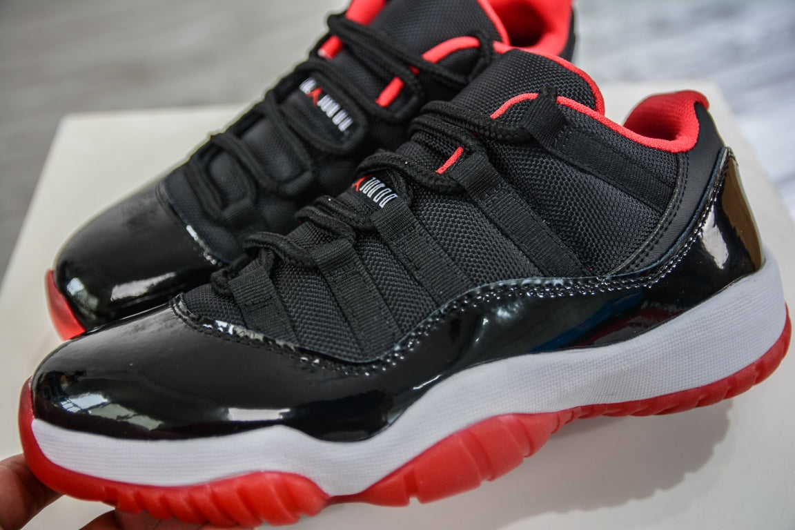 Air Jordan 11 Retro Low Bred